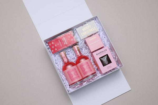 Your 2025 guide to corporate Christmas hampers in Australia