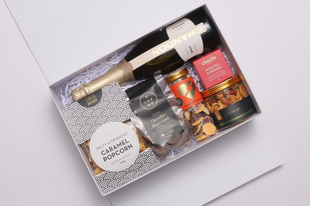 Chandon & Nibbles Kit
