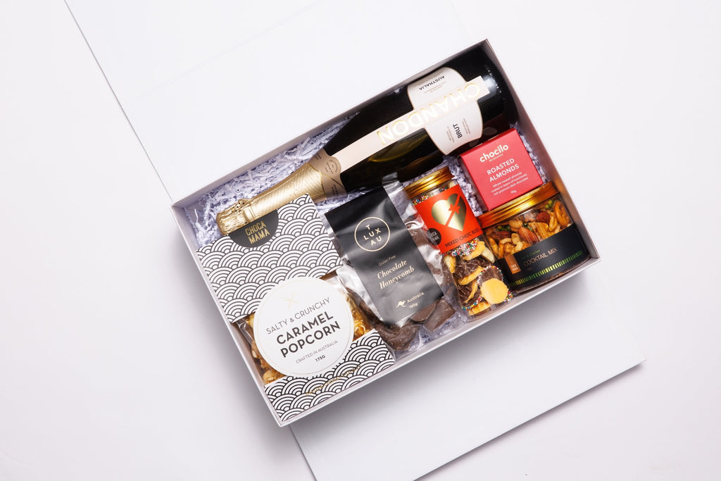 Chandon & Nibbles Kit - The It Kit